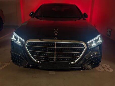 2026 Mercedes-Benz S-Класс 450 4MATIC VII (W223) Рестайлинг, чёрный, 25120000 рублей, вид 1
