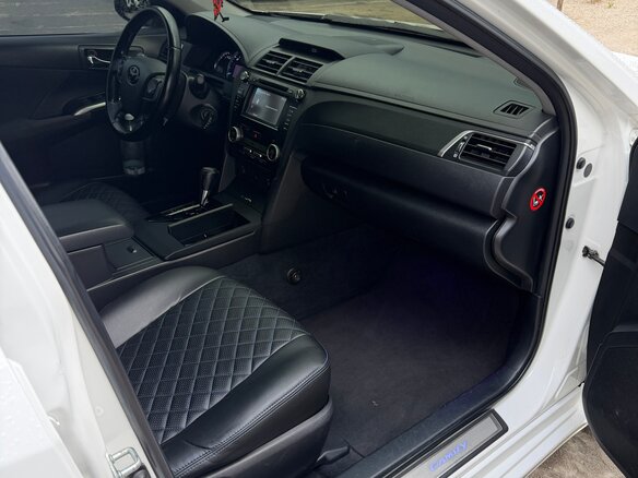 2013 Toyota Camry VII (XV50), белый, 1400000 рублей - вид 8