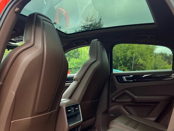 2021 Porsche Cayenne Coupé III, оранжевый, 8500000 рублей - вид 27