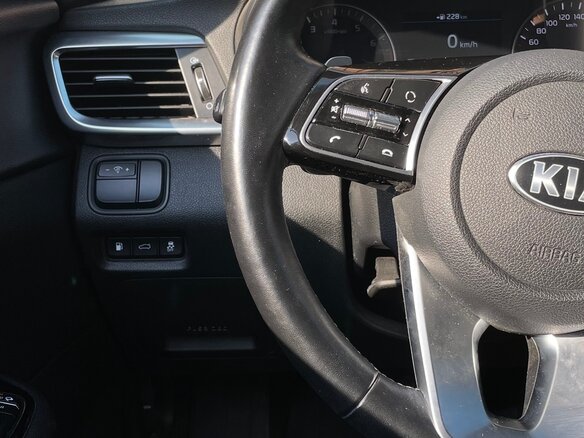 2019 Kia Optima IV Рестайлинг, серый, 2100000 рублей - вид 12