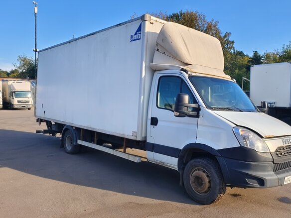 2013 Iveco Daily, белый, 1800000 рублей - вид 1