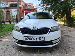 2016 Skoda Rapid I, белый, 850000 рублей, вид 3