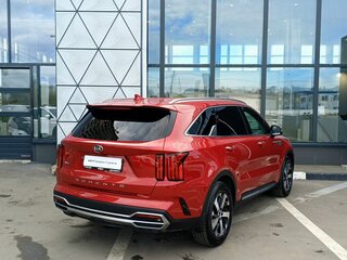 2021 Kia Sorento IV, красный, 3479000 рублей, вид 5