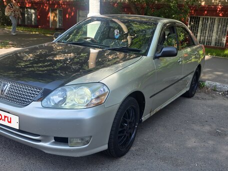 2001 Toyota Mark II IX (X110), серый, 560000 рублей, вид 2