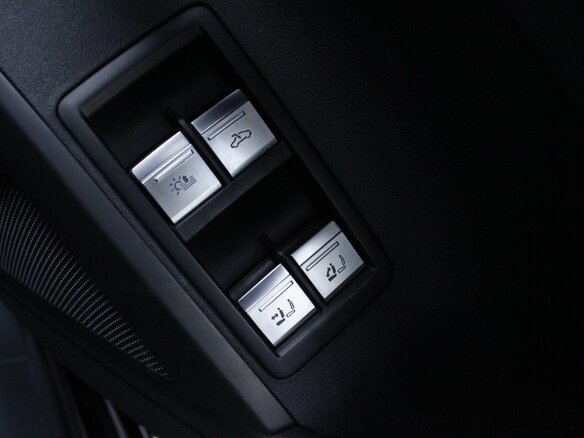 2024 Audi Q6 50 TFSI, чёрный, 6590000 рублей - вид 26