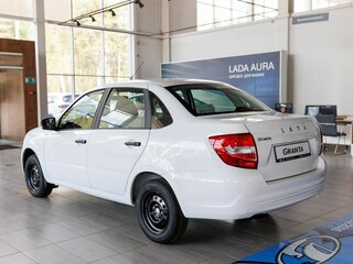 2026 Lada (ВАЗ) Granta I Рестайлинг, белый, 850000 рублей, вид 4