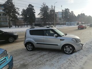 2010 Kia Soul I, серебристый, 680000 рублей, вид 5