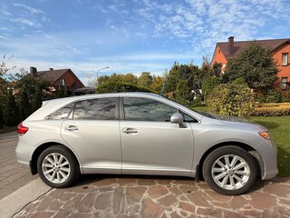 2011 Toyota Venza I, серебристый, 1790000 рублей, вид 3