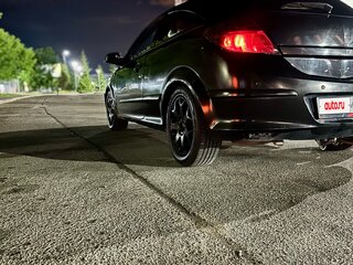 2010 Opel Astra GTC H Рестайлинг, чёрный, 520000 рублей, вид 5