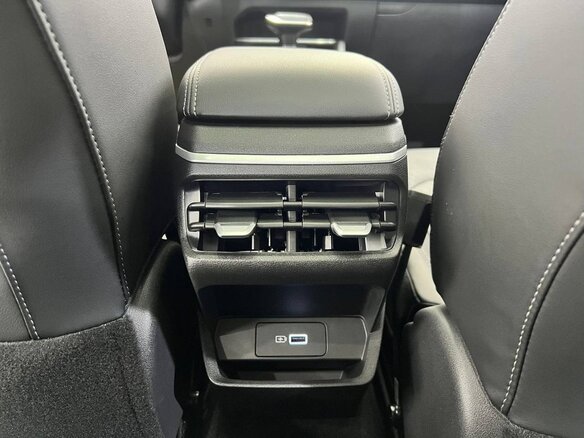 2023 Geely Emgrand II, серый, 1320000 рублей - вид 16