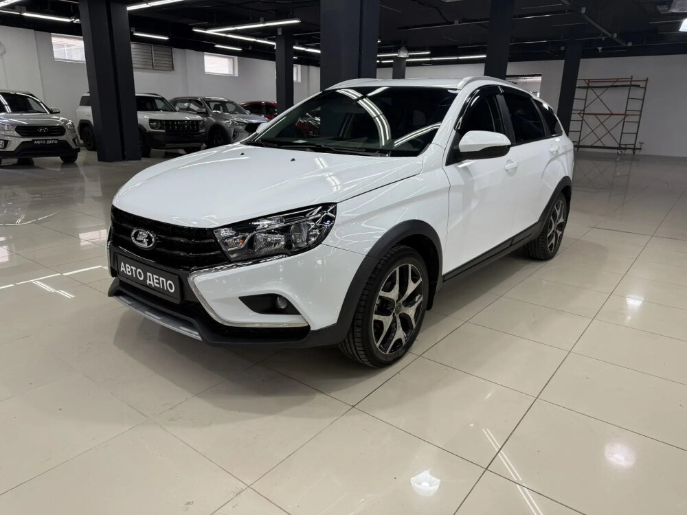 Открыть фотографии: Lada (ВАЗ) Vesta I