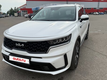 2023 Kia Sorento IV, белый, 4250000 рублей, вид 1
