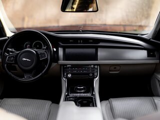 2016 Jaguar XF II, чёрный, 1950000 рублей, вид 2