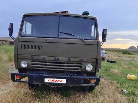 1986 КамАЗ 55102, зелёный, 350000 рублей, вид 1