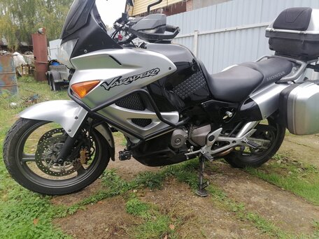 2005 Honda XL1000V Varadero, серый, 450000 рублей, вид 2
