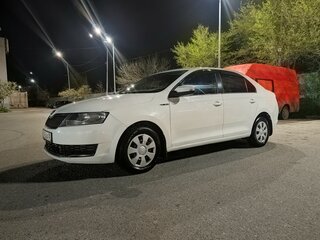 2017 Skoda Rapid I Рестайлинг, белый, 660000 рублей, вид 1