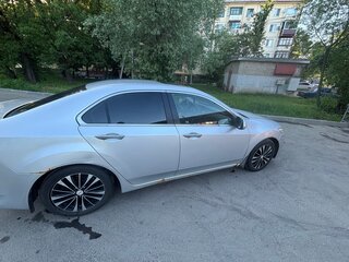 2011 Honda Accord VIII Рестайлинг, серебристый, 850000 рублей, вид 2