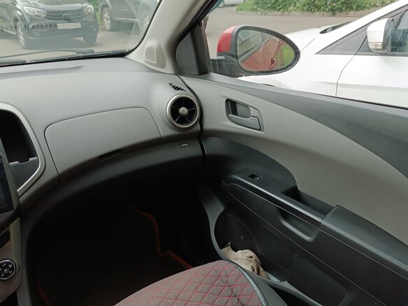 2012 Chevrolet Aveo II, красный, 650000 рублей - вид 16