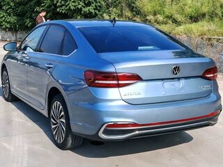 2022 Volkswagen Lavida III Рестайлинг, голубой, 1699800 рублей, вид 4