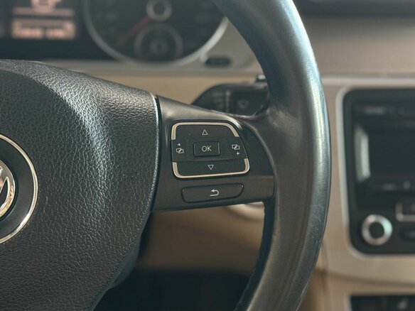 2012 Volkswagen Passat B7, чёрный - вид 15
