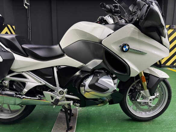 2019 BMW R 1250 RT, белый - вид 9