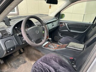 2003 Mercedes-Benz M-Класс 320 I (W163) Рестайлинг, серебристый, 817000 рублей, вид 3