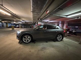 2019 Audi Q8 45 TDI I (4M), серый, 6990000 рублей, вид 3