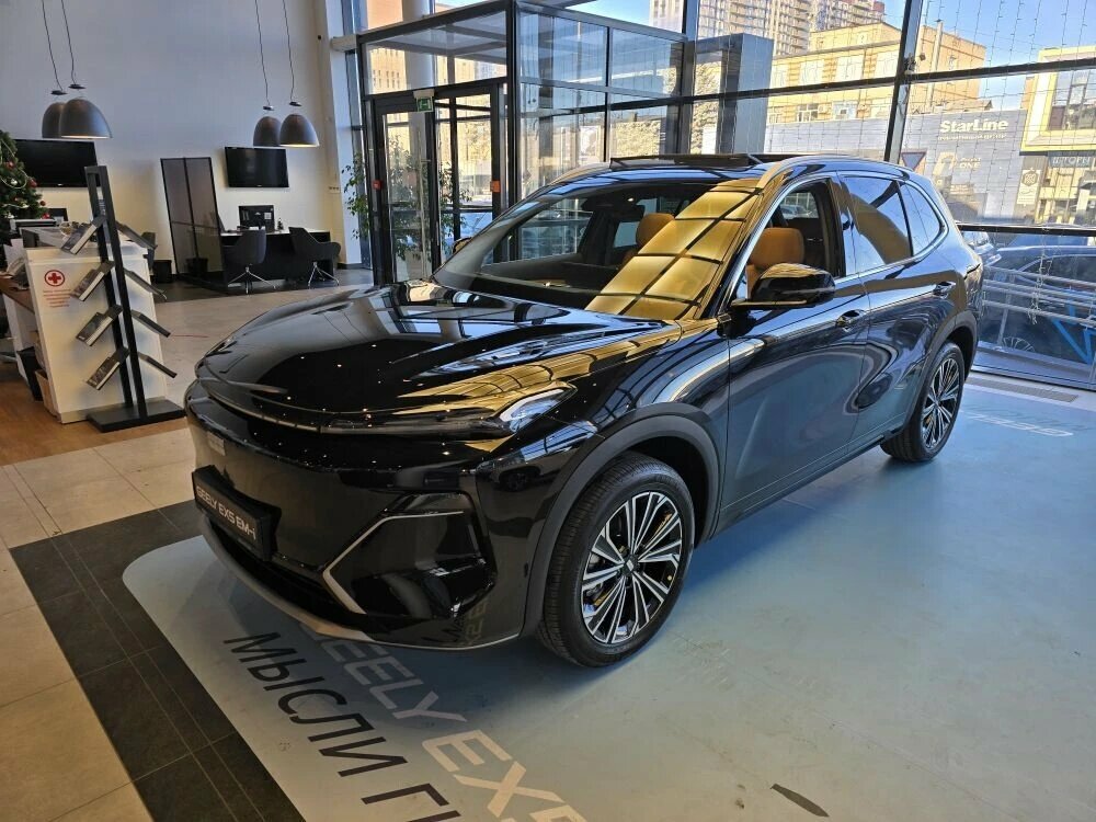 Открыть фотографии: Geely EX5 Гибрид