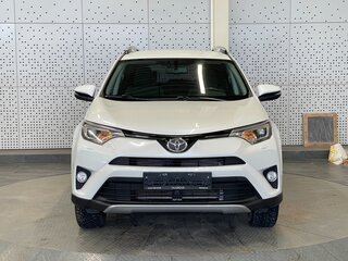 2018 Toyota RAV4 IV (XA40) Рестайлинг, белый, 1450000 рублей, вид 5