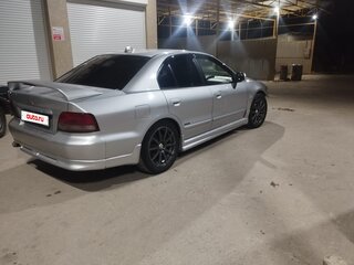 2002 Mitsubishi Galant VIII Рестайлинг, серебристый, 300000 рублей, вид 4