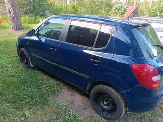 2012 Skoda Fabia II Рестайлинг, синий, 276800 рублей, вид 3