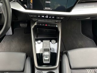 2024 Audi A3 35 TFSI Long IV (8Y), серый, 1795000 рублей, вид 2