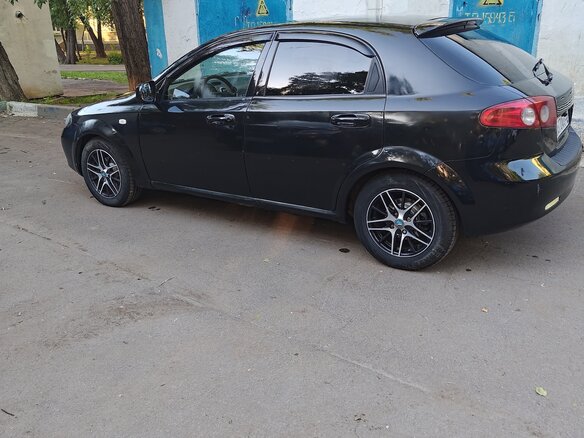 2010 Chevrolet Lacetti I, чёрный, 400000 рублей - вид 3
