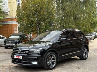 2018 Volkswagen Tiguan II, чёрный, 2890000 рублей, вид 2