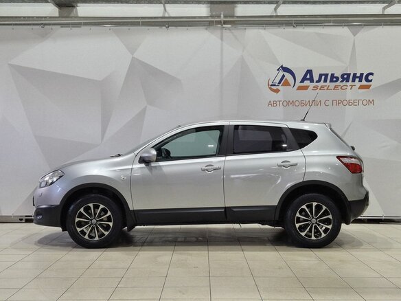 2013 Nissan Qashqai I Рестайлинг, серебристый, 1110000 рублей - вид 5
