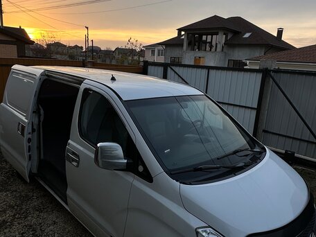 2008 Hyundai Grand Starex I, белый, 899000 рублей, вид 1