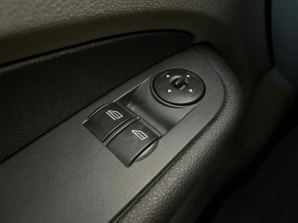 2008 Ford Focus II Рестайлинг, серый, 415000 рублей - вид 13