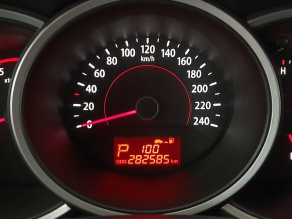 2010 Kia Sorento II, серебристый, 849000 рублей - вид 12