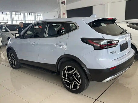 2024 Nissan Qashqai II Рестайлинг 2, серый, 2100000 рублей, вид 4