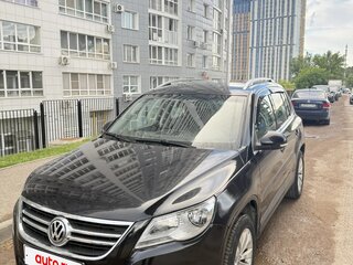 2010 Volkswagen Tiguan I, чёрный, 695000 рублей, вид 1