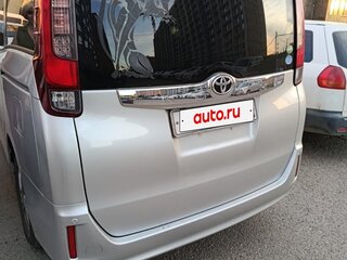2014 Toyota Noah III (R80), серый, 1790000 рублей, вид 2