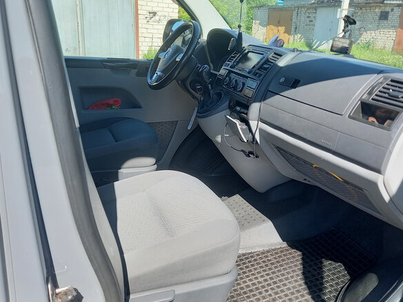 2011 Volkswagen Caravelle T5 Рестайлинг, серый, 1650000 рублей - вид 17