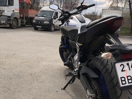 2016 Yamaha MT-07 (FZ-07), серый, 730000 рублей, вид 4