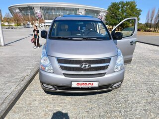 2010 Hyundai Grand Starex I, серый, 1750000 рублей, вид 2