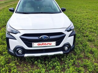 2025 Subaru Outback VI Рестайлинг, белый, 3000000 рублей, вид 3