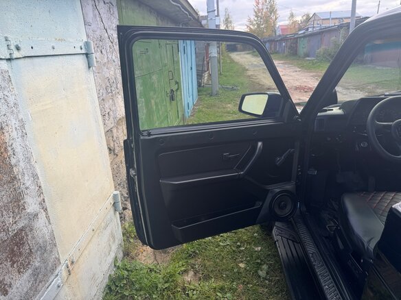 2013 Lada (ВАЗ) 2121 (4x4) I Рестайлинг, чёрный, 570000 рублей - вид 14