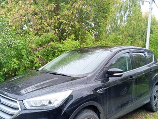 2017 Ford Kuga II Рестайлинг, чёрный, 1750000 рублей, вид 4