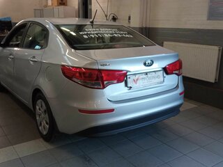 2015 Kia Rio III, серебристый, 710000 рублей, вид 4