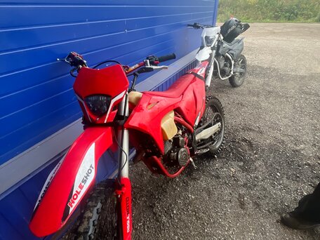 2024 Regulmoto Holeshot, красный, 170000 рублей, вид 1