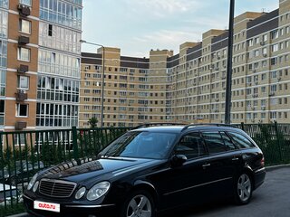 2004 Mercedes-Benz E-Класс 200 III (W211, S211), чёрный, 893000 рублей, вид 1